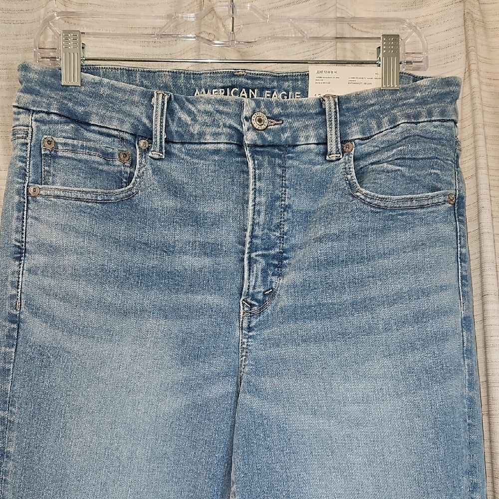 NWT American Eagle Super High Rise Flare Size 12 Short - Picture 3 of 8